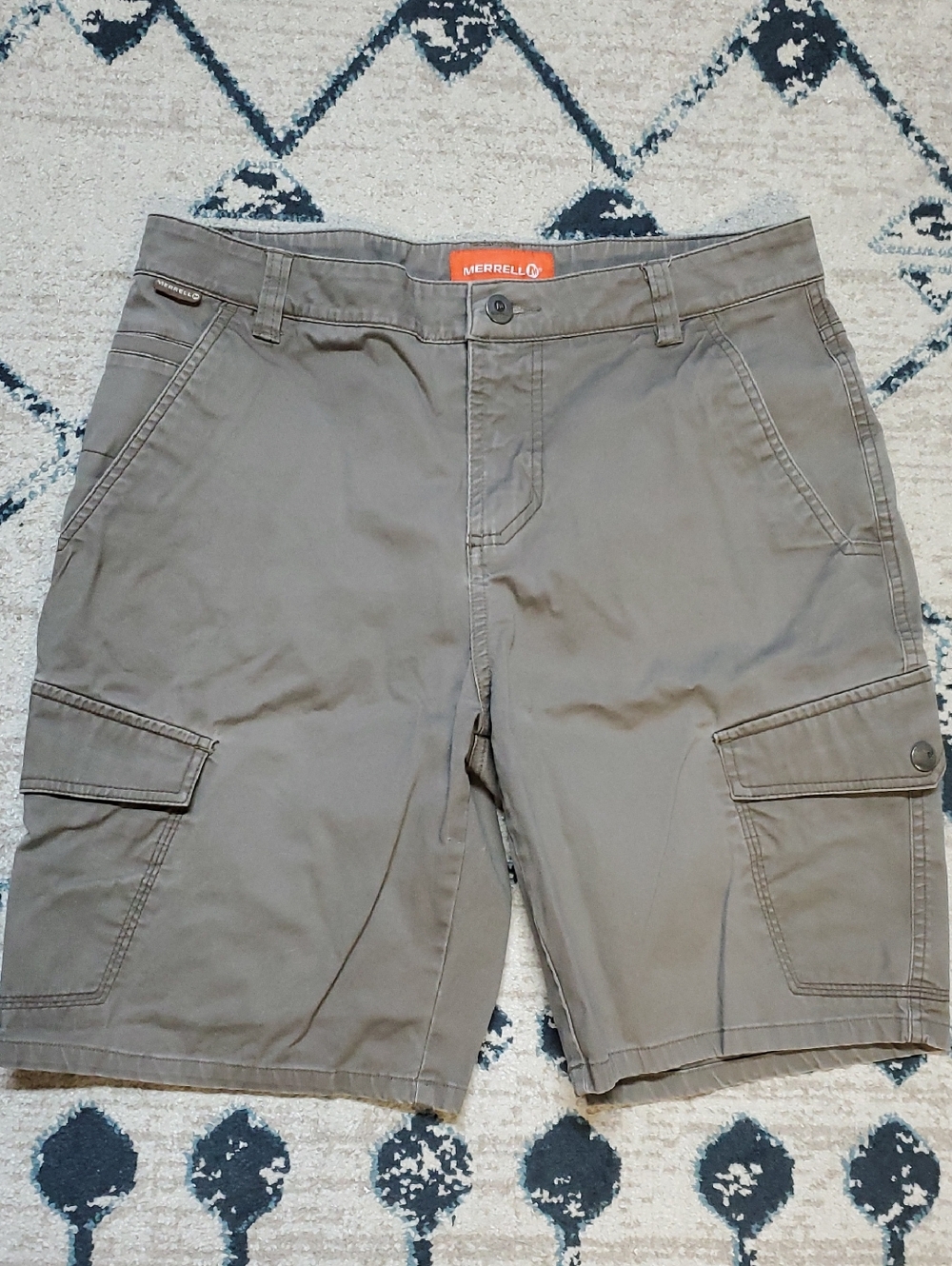 Merrell Men's Olive Green Cargo Shorts